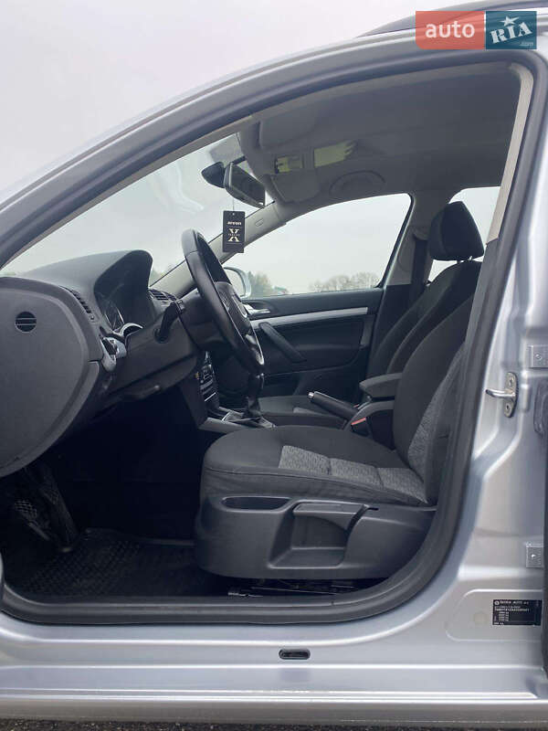 Універсал Skoda Octavia 2010 в Полтаві фото 8 Універсал Skoda Octavia 2010 в Полтаві