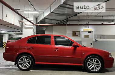 Лифтбек Skoda Octavia 2006 в Киеве