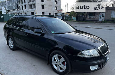 Універсал Skoda Octavia 2008 в Чернігові