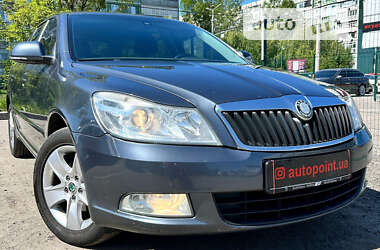 Універсал Skoda Octavia 2009 в Сумах