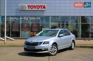 Лифтбек Skoda Octavia 2019 в Киеве