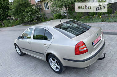 Лифтбек Skoda Octavia 2005 в Луцке