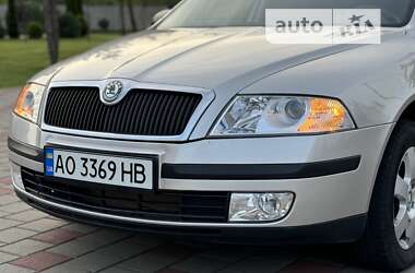 Ліфтбек Skoda Octavia 2006 в Іршаві