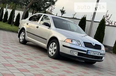 Ліфтбек Skoda Octavia 2006 в Іршаві