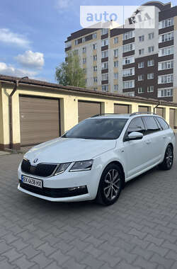 Універсал Skoda Octavia 2017 в Хмельницькому