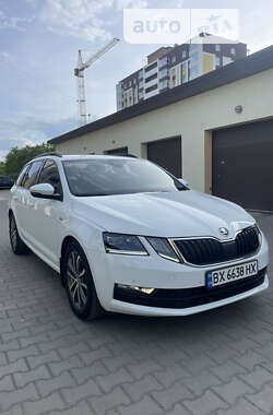 Универсал Skoda Octavia 2017 в Хмельницком