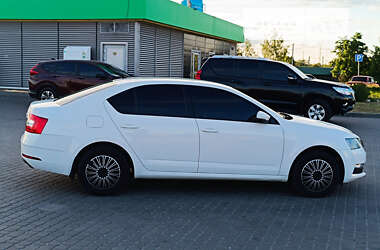 Лифтбек Skoda Octavia 2020 в Днепре