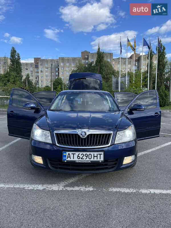 Лифтбек Skoda Octavia 2010 в Ивано-Франковске фото 4 Лифтбек Skoda Octavia 2010 в Ивано-Франковске