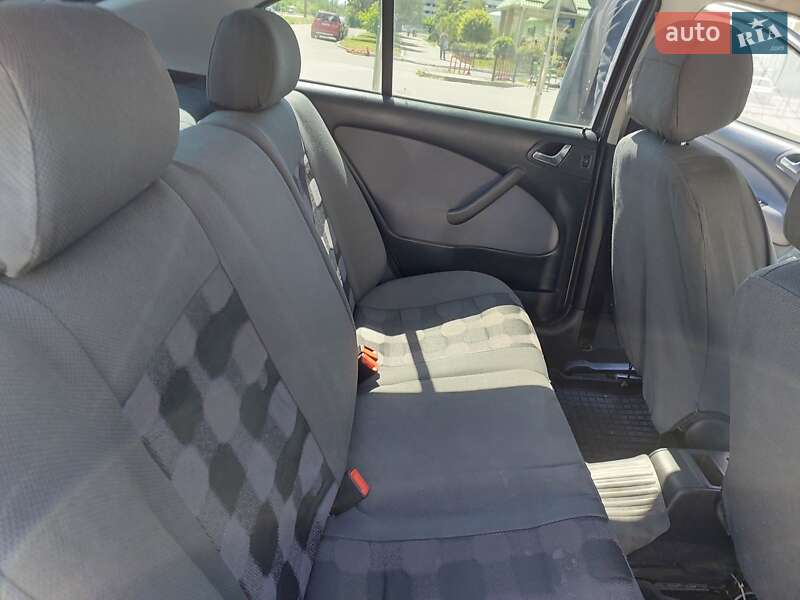 Лифтбек Skoda Octavia 2006 в Полтаве