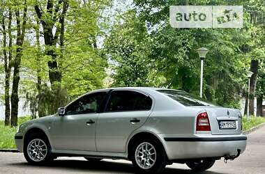 Лифтбек Skoda Octavia 2004 в Житомире