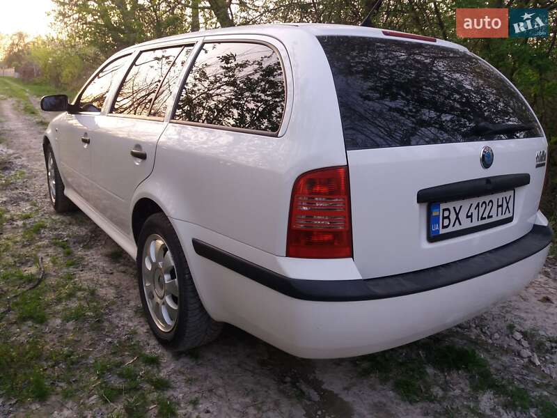 Універсал Skoda Octavia 2003 в Кам'янець-Подільському