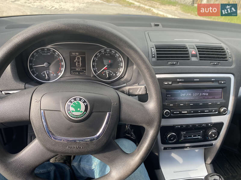 Универсал Skoda Octavia 2010 в Днепре