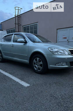 Лифтбек Skoda Octavia 2010 в Тячеве