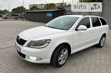 Универсал Skoda Octavia 2011 в Дрогобыче