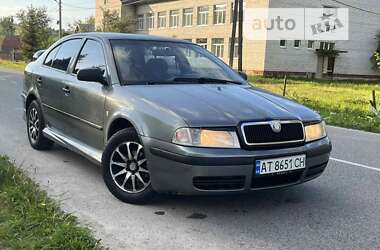 Ліфтбек Skoda Octavia 2002 в Турці