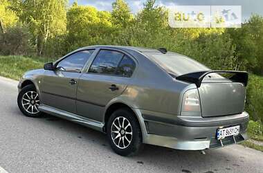 Ліфтбек Skoda Octavia 2002 в Турці