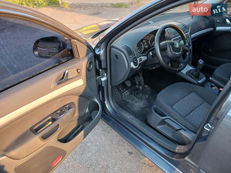 Лифтбек Skoda Octavia 2012 в Славянске фото 9 Лифтбек Skoda Octavia 2012 в Славянске