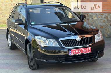 Универсал Skoda Octavia 2009 в Сарнах