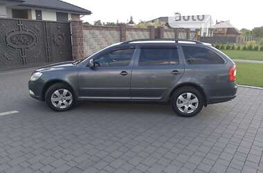 Универсал Skoda Octavia 2009 в Ровно