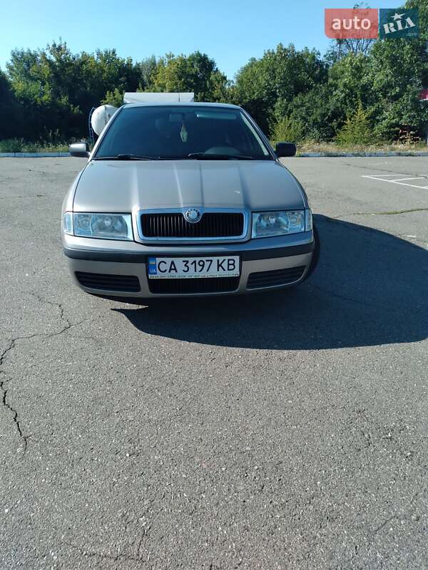 Ліфтбек Skoda Octavia 2010 в Черкасах