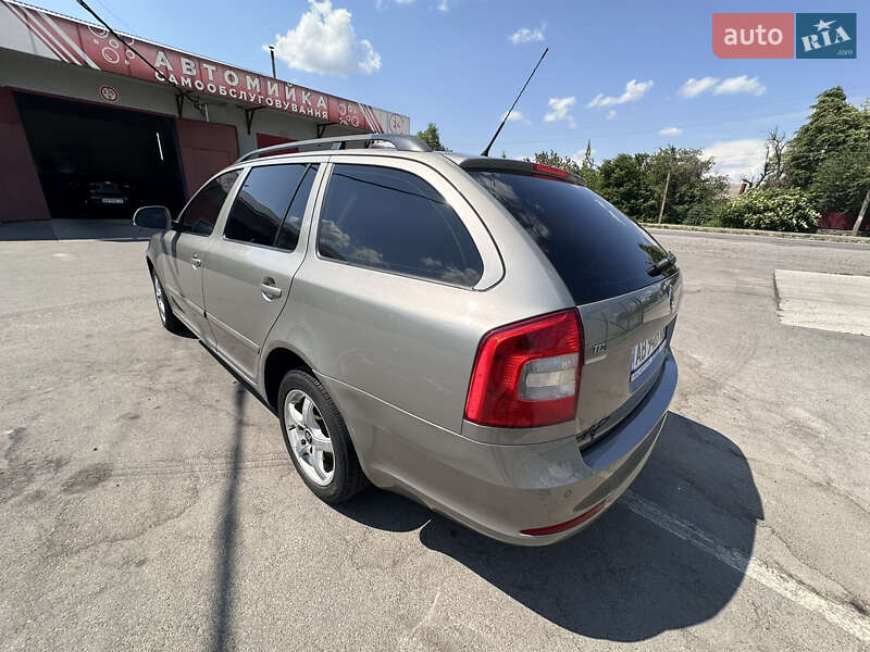 Універсал Skoda Octavia 2009 в Калинівці