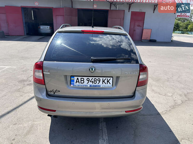 Універсал Skoda Octavia 2009 в Калинівці
