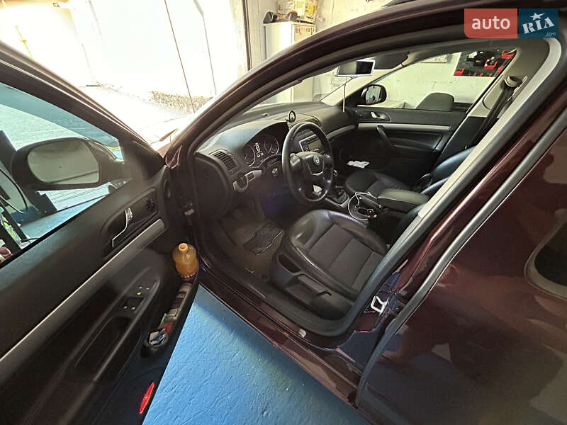 Универсал Skoda Octavia 2011 в Монастырище