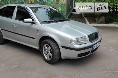 Лифтбек Skoda Octavia 2002 в Ровно