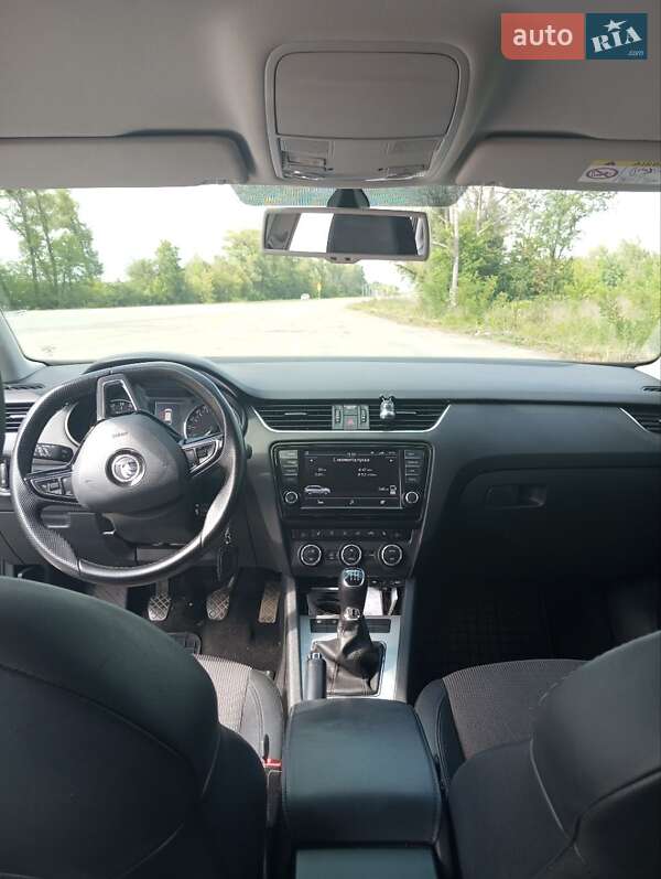 Универсал Skoda Octavia 2015 в Бердичеве фото 4 Универсал Skoda Octavia 2015 в Бердичеве