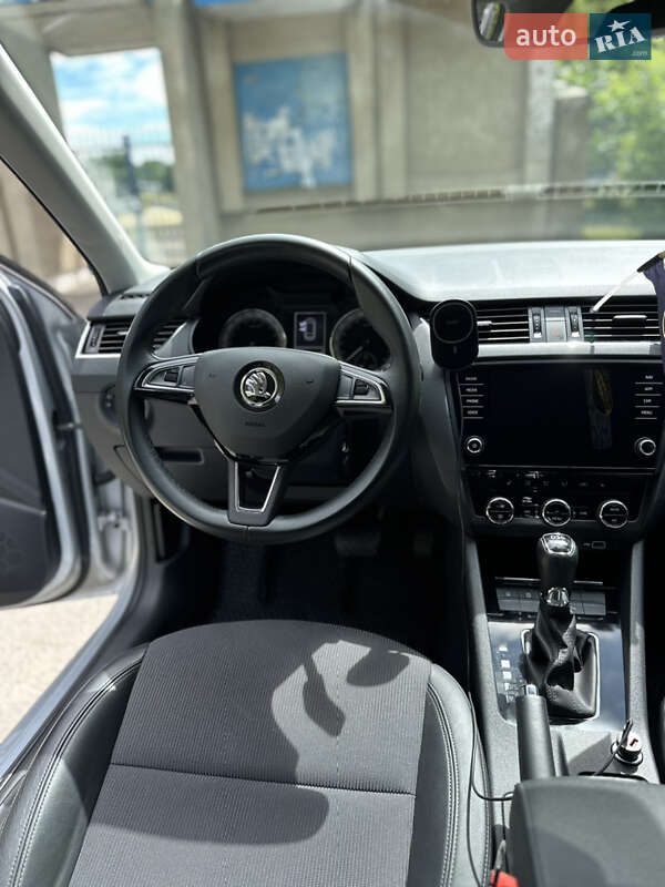 Универсал Skoda Octavia 2018 в Золочеве