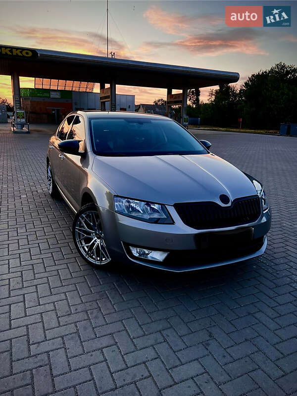 Лифтбек Skoda Octavia 2013 в 