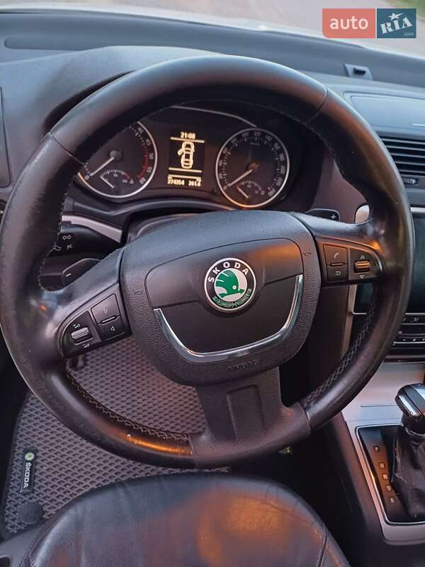 Универсал Skoda Octavia 2010 в Лановцах