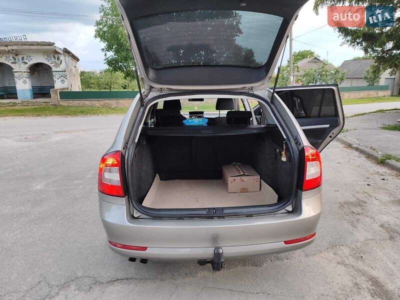 Универсал Skoda Octavia 2009 в Шаргороде