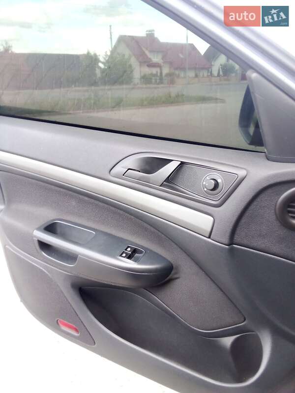 Універсал Skoda Octavia 2012 в Ковелі