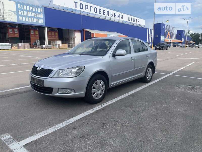 Лифтбек Skoda Octavia 2010 в Каменском