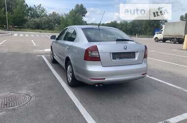 Ліфтбек Skoda Octavia 2010 в Кам'янському