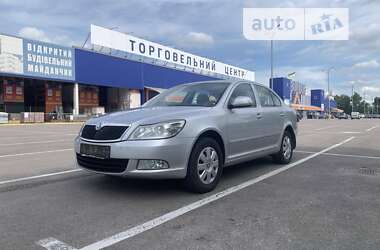 Лифтбек Skoda Octavia 2010 в Каменском