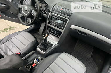 Лифтбек Skoda Octavia 2012 в 