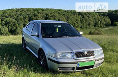 Ліфтбек Skoda Octavia 2008 в Ромнах