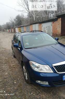 Универсал Skoda Octavia 2011 в Полтаве