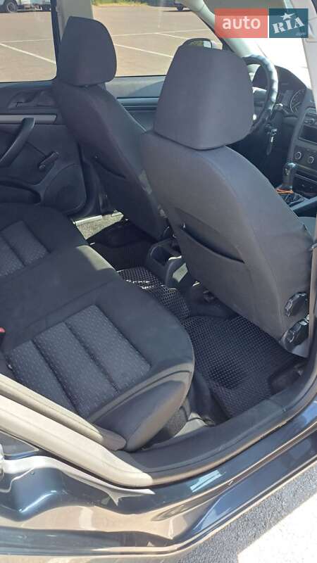 Универсал Skoda Octavia 2009 в Ровно