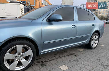 Лифтбек Skoda Octavia 2011 в 