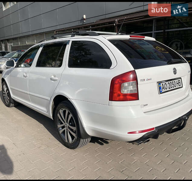Универсал Skoda Octavia 2011 в Ужгороде