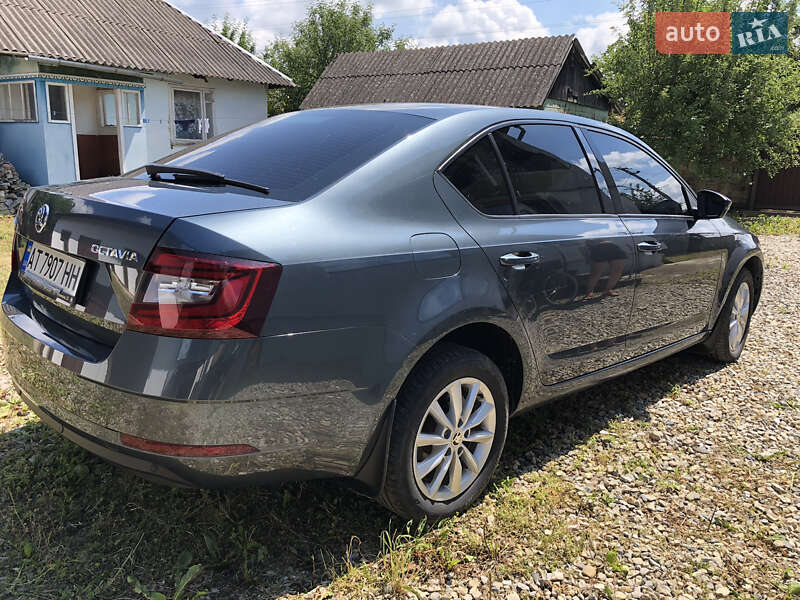 Лифтбек Skoda Octavia 2017 в Ивано-Франковске