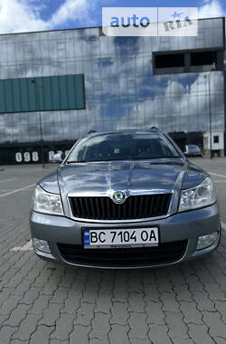 Універсал Skoda Octavia 2012 в 