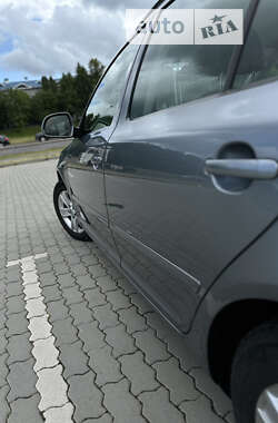 Універсал Skoda Octavia 2012 в 
