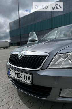 Універсал Skoda Octavia 2012 в 