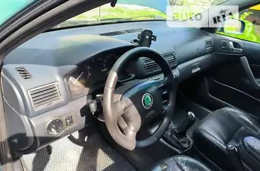 Skoda Octavia 2002