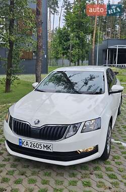 Ліфтбек Skoda Octavia 2018 в 