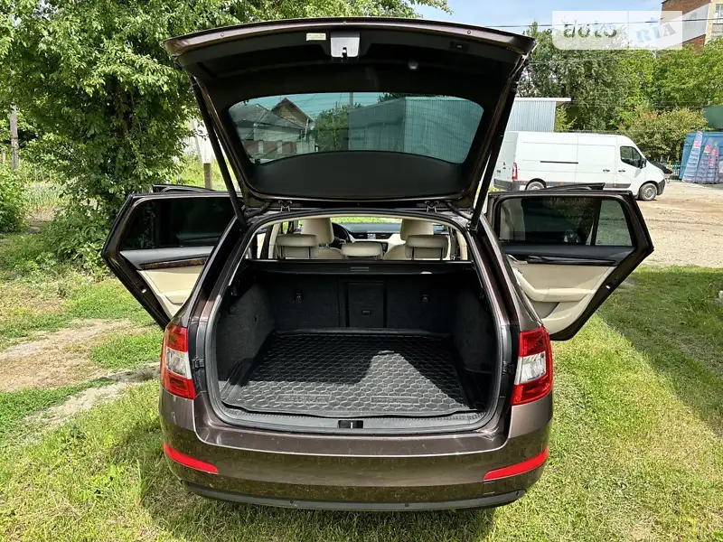 Skoda Octavia 2013 VIN TMBJG9NEXE0028419 фото оголошення 6 з 53